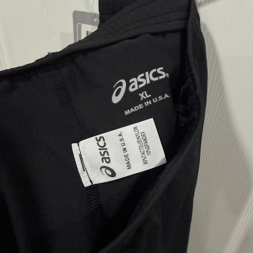 ASICS Medley Field Shorts Mens XL Black Compression Athletic TF708 New With Tags
